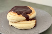 甘いソースに溺れちゃう【ローソン】味・見た目・食感、全て贅沢な新商品