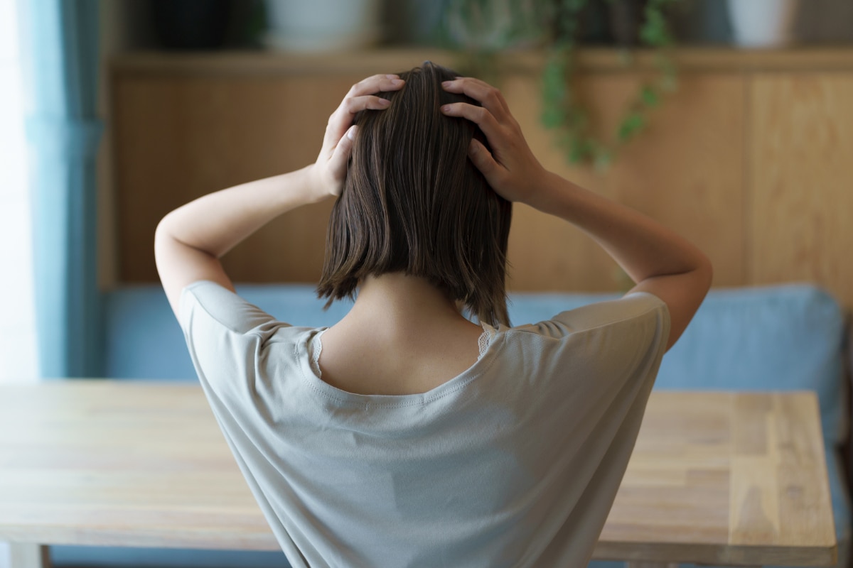 あのとき親の教えを守っていたら……年収400万・36歳女性が悔やむ“若気の至り”