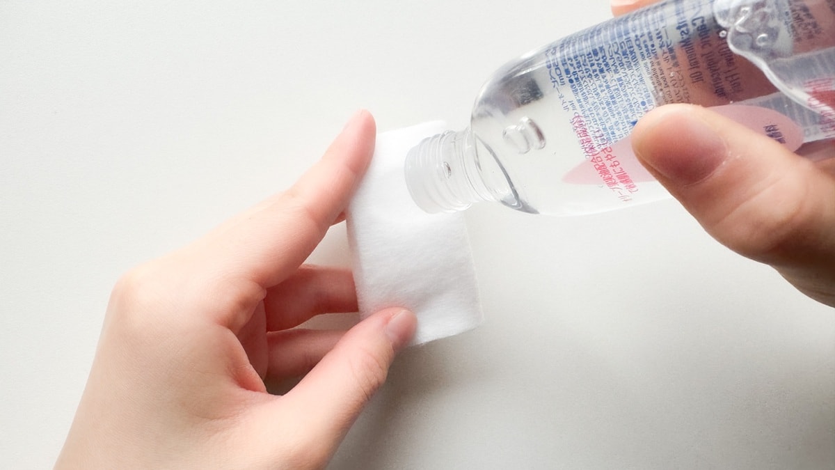 タトゥーシールは100均で売ってる?【セリア・ダイソー】使い方も解説