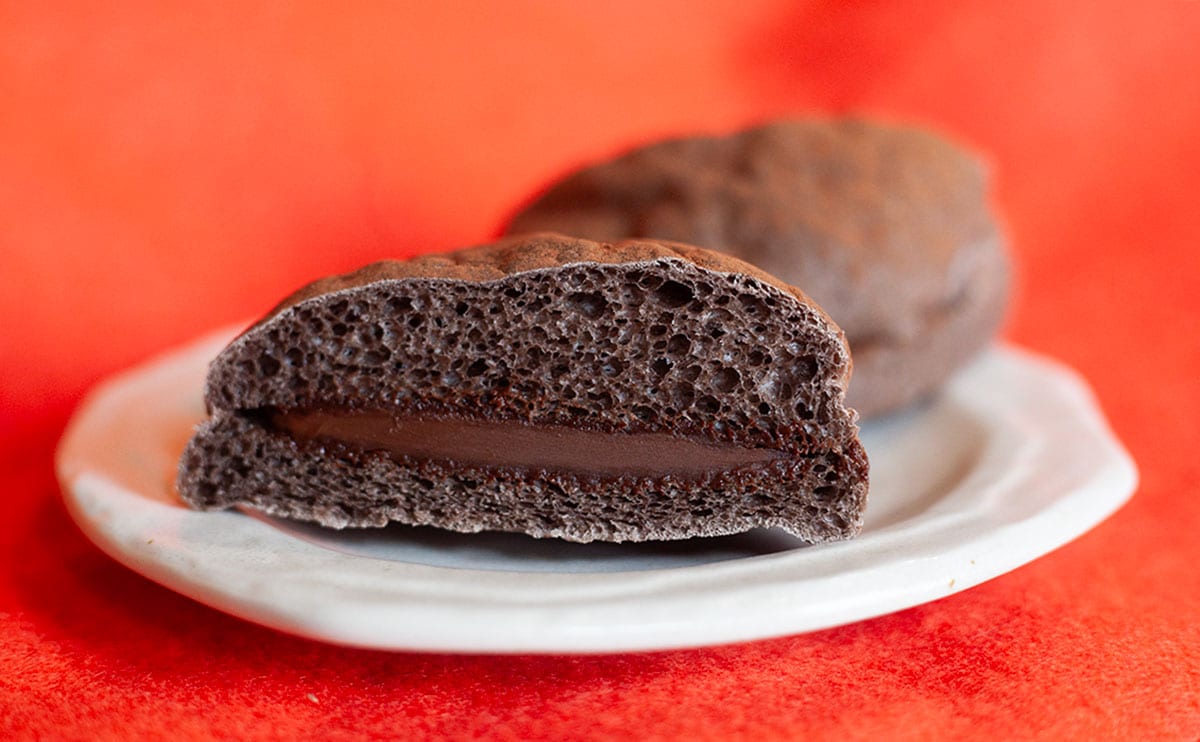【ローソン】の新作『チョコパン』、チョコ好きだったらぜひ食べて！