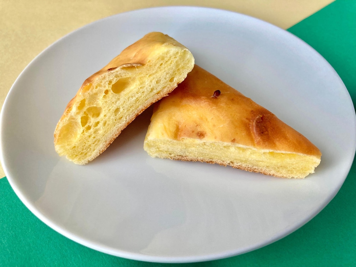 温め推奨!?もちもち食感がたまらん!【ローソン】コスパも魅力的なチーズパン