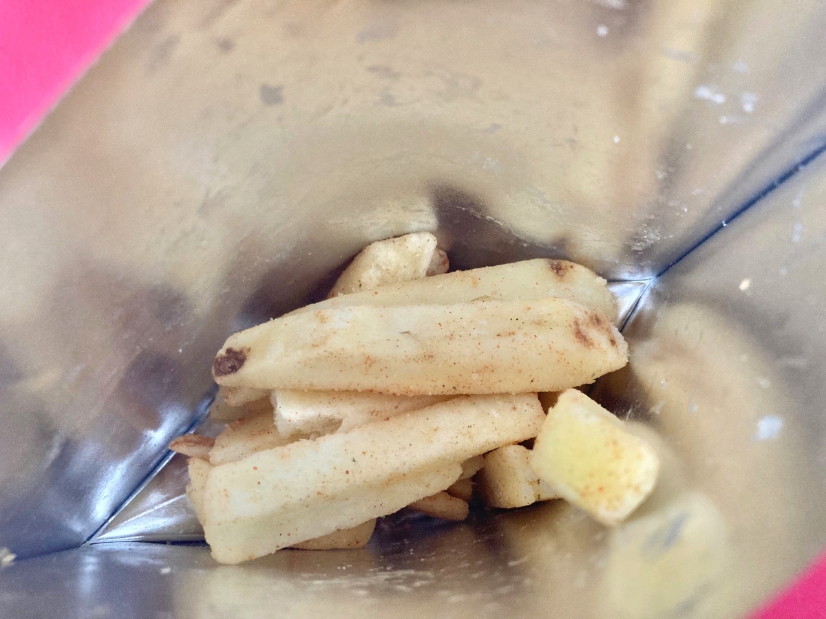 「ちょうウメーーー!」「サクサクして最高!」【カルビー】太さ1.2倍!じゃがビーの新作