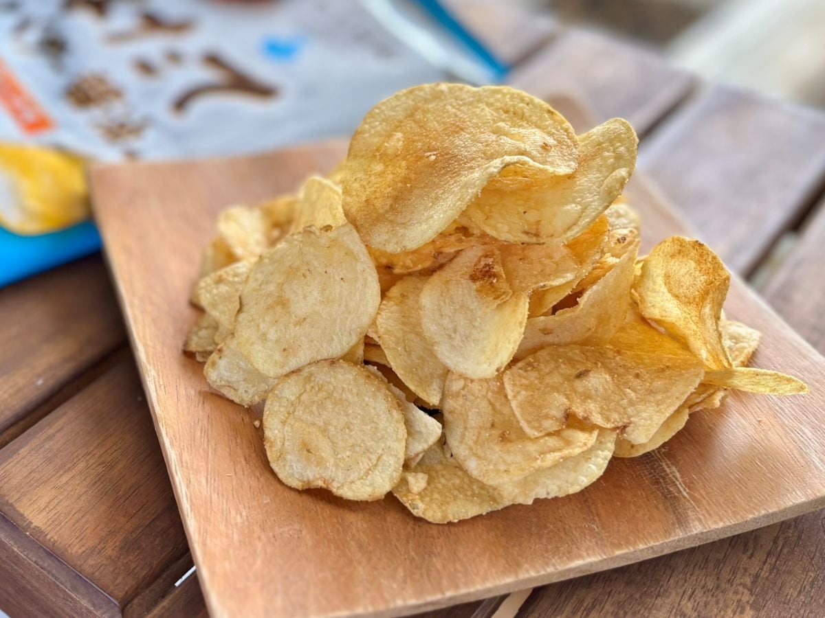 え、めっちゃ上品！【ファミマ限定】神田の人気ラーメン店監修ポテチが想像を超えてきた