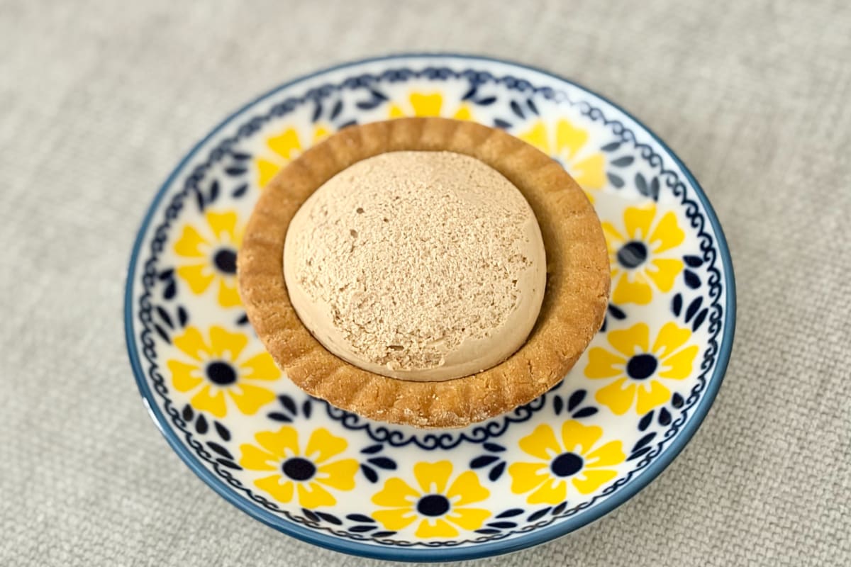 栗の優しい甘みが上品♡【ファミマ】ティータイムに最適な極上スイーツ