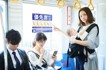 身重の嫁に『席を譲れ』と迫る老人の末路。義母への『夫の悪口』誤送信事件と、300円で家が片付く神アイテム