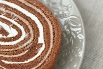 この食感はズルい……【ローソン】大きくて甘いのに一瞬で消えるケーキ