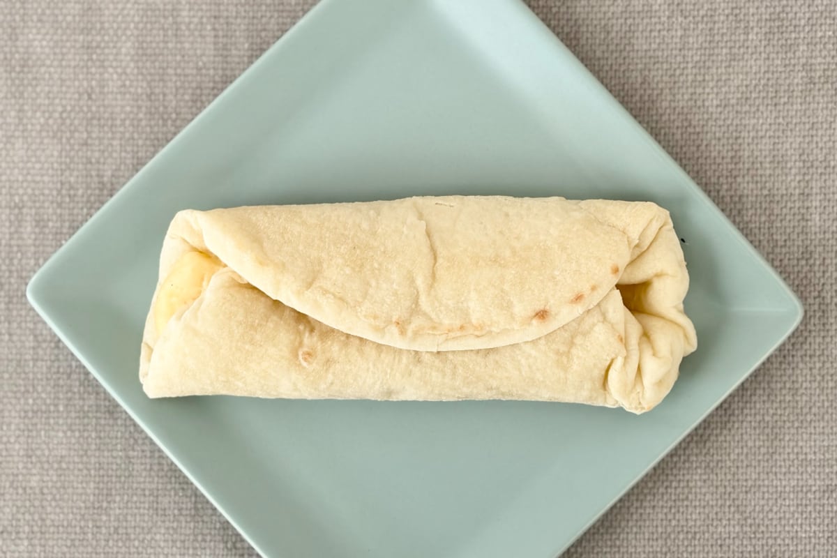 甘じょっぱくて食べ応えもあり！【ローソン】デザートにもなるピザロール