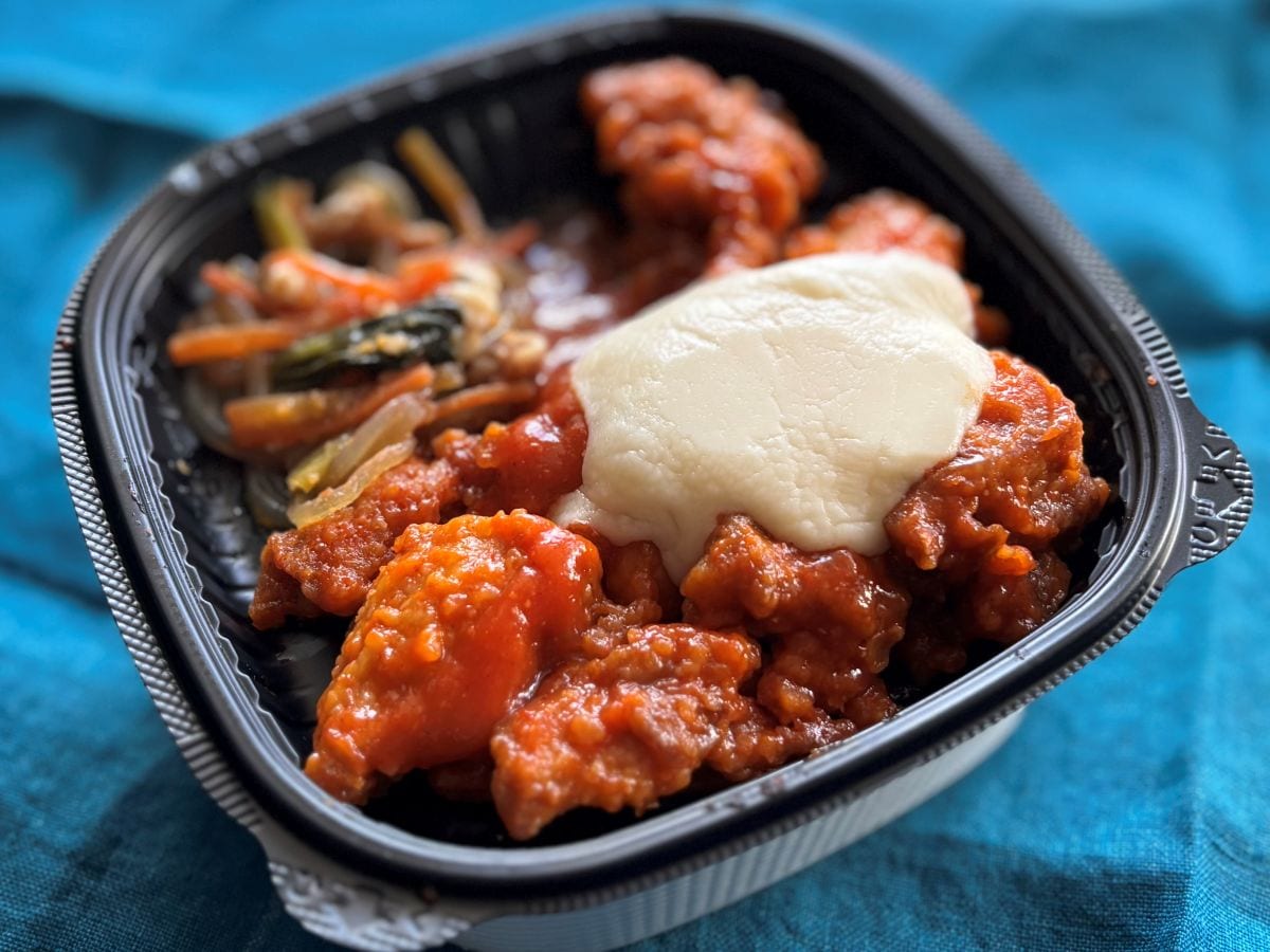 韓国好きは絶対食べて！【セブン】話題のヤンニョム丼がウマすぎた