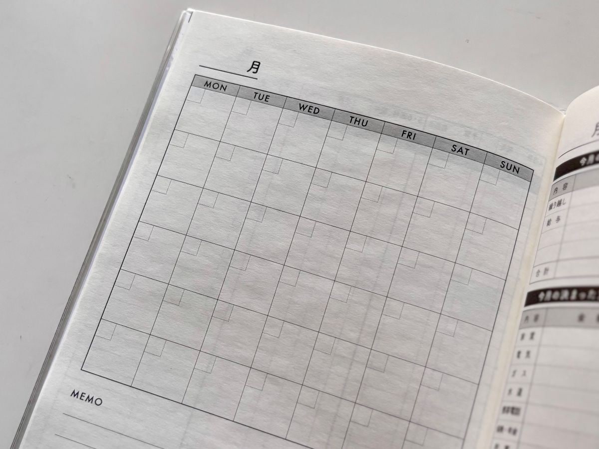 セリアの家計簿なら多忙ママでも無理なく続く！使いやすさをレビュー