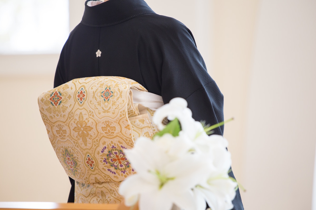 87歳祖母の『黒留袖』を孫がリメイクして驚きの姿に！実家の大掃除で出た『普通じゃない遺物』と夫への“震える一言”