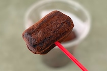 この口どけはズルい……【セブン】の「うますぎる」カップスイーツって？