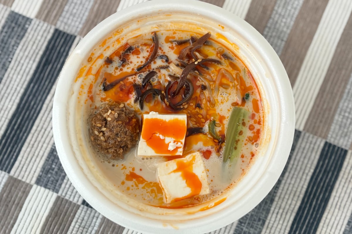 辛いけどまろやか！【セブン】のあったかごはんに「リピします」の声