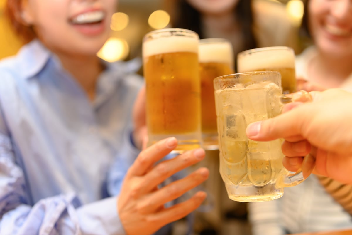 酒好きを襲う『アルコール性認知症』3つの予兆。血液検査の当日に“絶対NG”な習慣と、胃がんを疑うべき『胃痛以外のサイン』