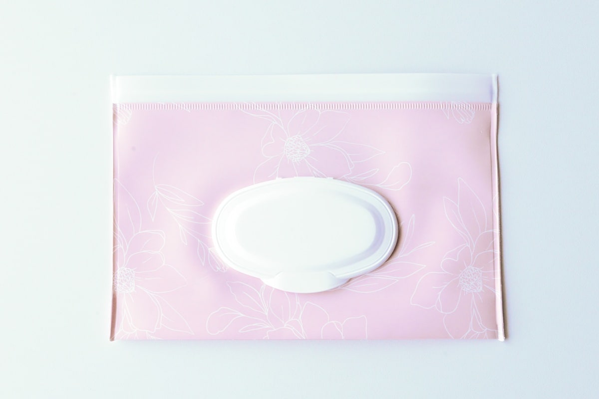 【100均】フェイスパック収納に便利なアイテムを紹介！おしゃれなケースも