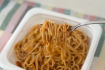 もちもち麺×食べ応えあるソースに大満足！【ファミマ】の新作監修パスタ