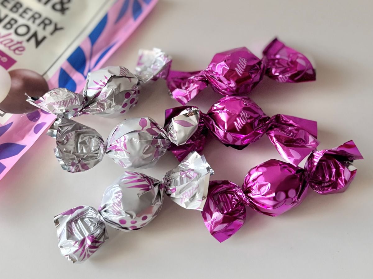 【カルディ】で発見!アサイー×ブルーベリーのご褒美ショコラにキュン♡