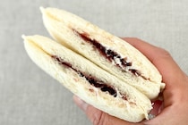 見た目も味も甘いにゃ～♡【ファミマ】人気企画のパンがリピ確のおいしさ