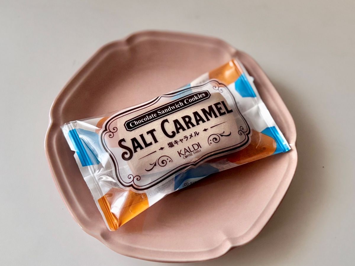 「罪深い分厚さ」【カルディ】品切れ続出！？SNSで話題のクッキーを実食