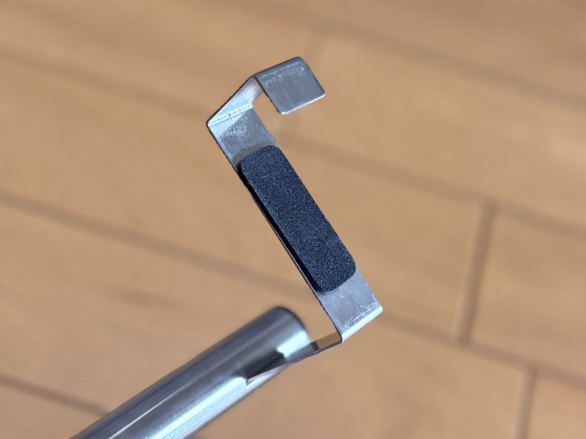 100均のタオル掛けおすすめ6選｜キッチン用やマグネット式など種類豊富