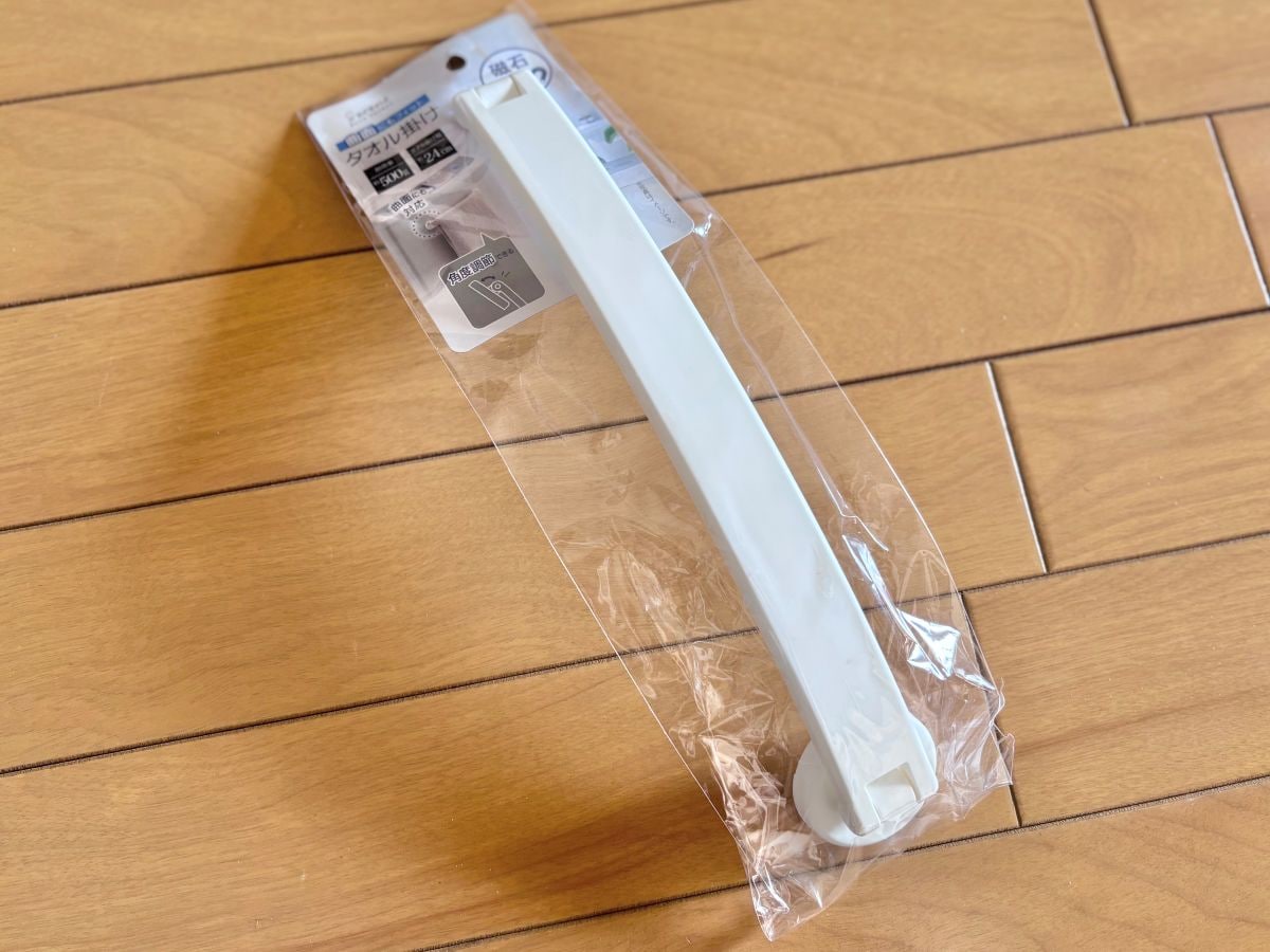 100均のタオル掛けおすすめ6選｜キッチン用やマグネット式など種類豊富
