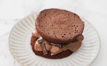 200円以下なのに大満足【セブン】新作チョコスイーツで疲れが吹き飛びそう