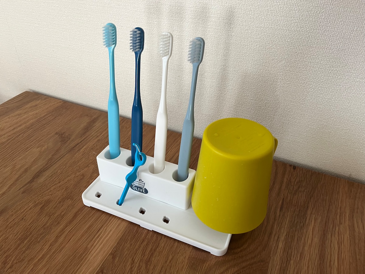 100均の歯ブラシ立てを使い比べ!ダイソー・セリア・キャン★ドゥの商品を写真付きでチェック
