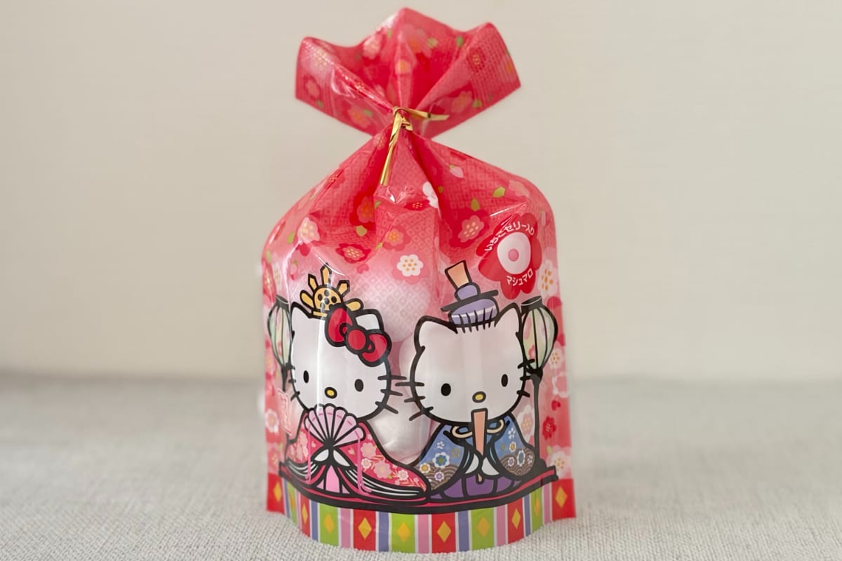 甘酸っぱい香りと味が華やか【ハローキティ】ひな祭り向け数量限定お菓子