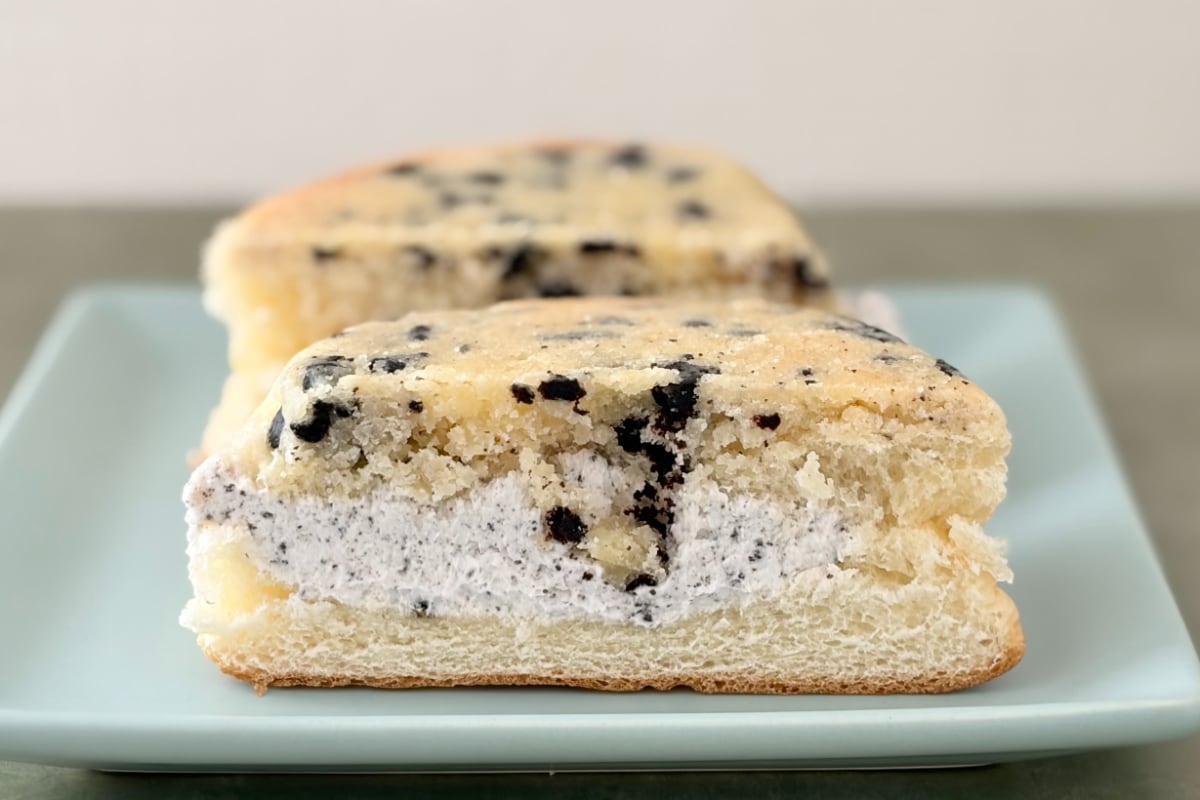 【ファミマ】の「ヤバすぎる」パンを実食！食感ミックスにハマりました