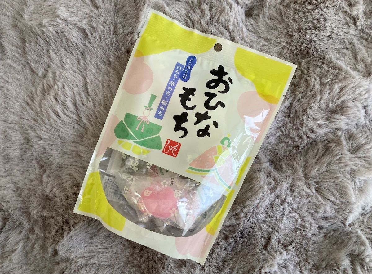 もっちもち3種類が最高に幸せ【カルディ】ひな祭りで定番の「菱餅」をイメージした可愛らしいお菓子