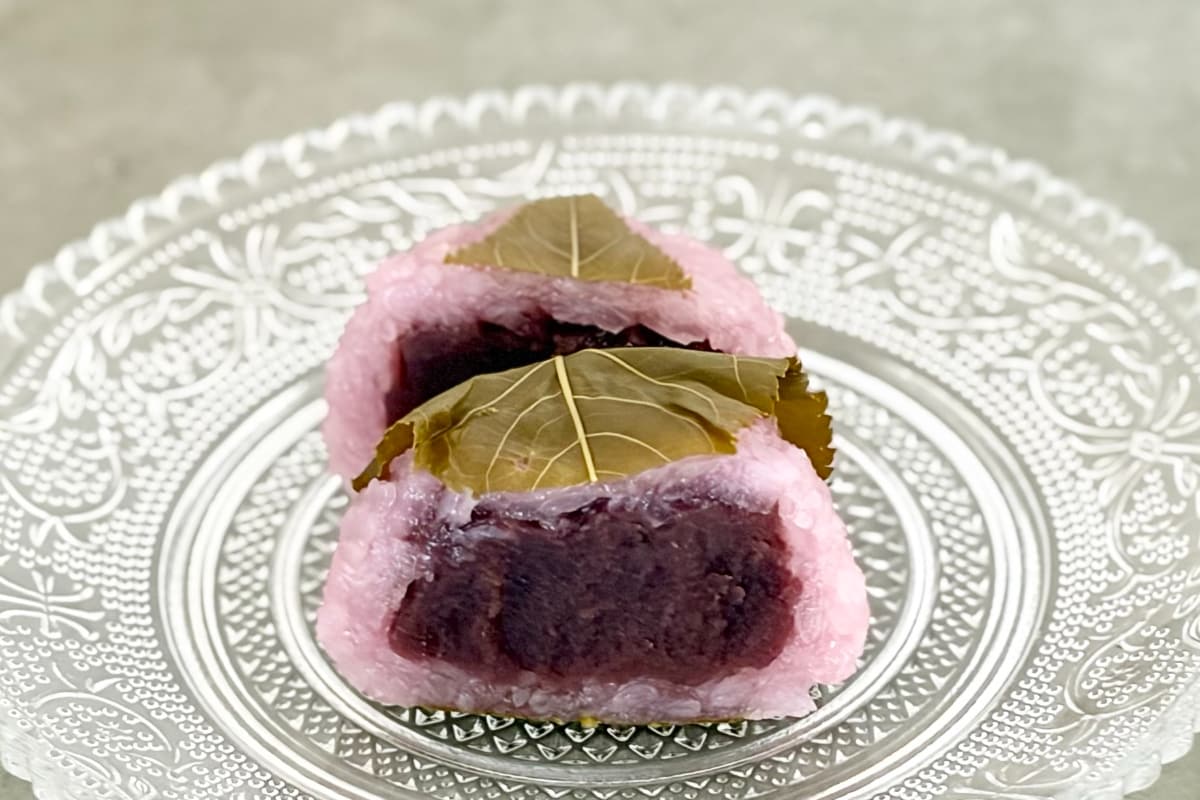 香りも味も上品で「毎日食べたい」【ローソン】春の和菓子が今年も登場