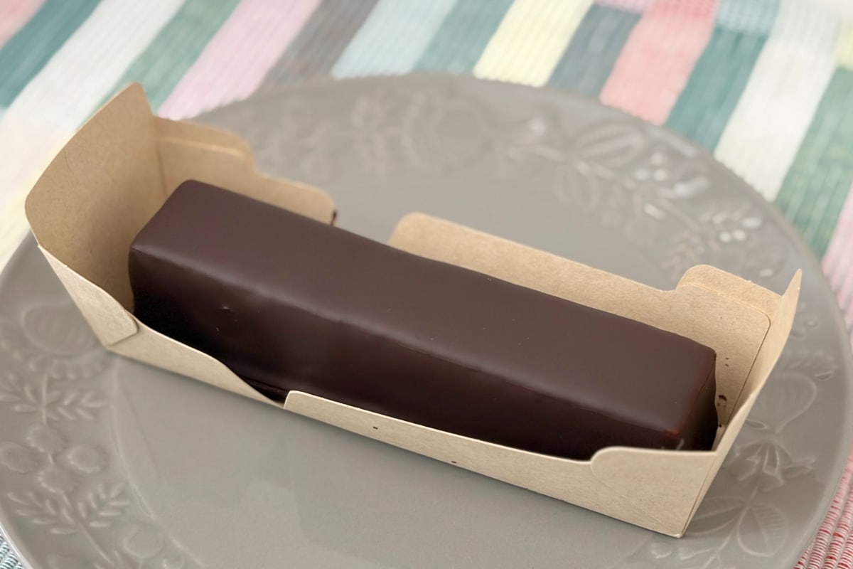 「これぞご褒美スイーツ」【ローソン】いろんな食感が楽しめる贅沢ケーキ