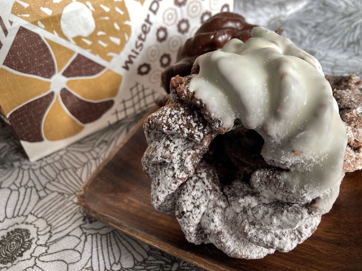 「食べて泣いてる」「ミスド様のお通りだぁ」「俺たちの青春が帰ってくる」12年ぶりの復活にファンが歓喜＆涙！【ミスド】