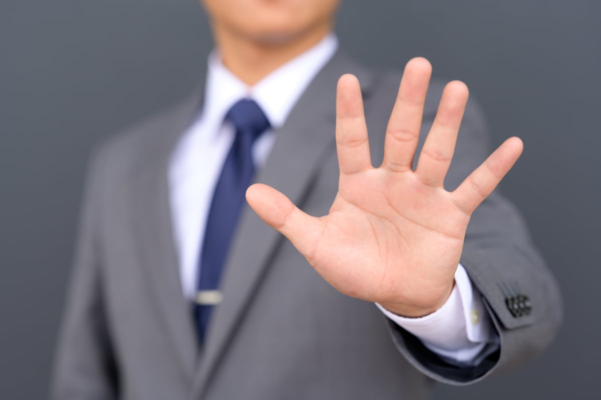 長年の友情が壊れ、家族生活まで狂い始めた……友人に50万を貸した世帯年収520万・32歳男性が味わった深い後悔