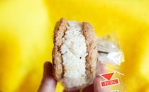 わんぱくすぎて最高！【セブン】の新作『おむすび』がマジで好きすぎる