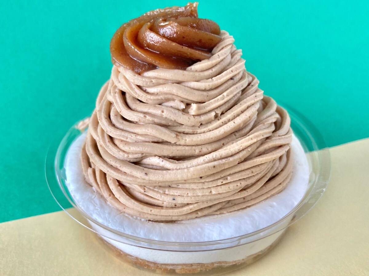 めっちゃうまい！」「なかなかの高級スイーツ！」【セブン】8層仕立て