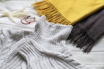 おしゃれのつもりが“おば見え”に？今すぐやめたい『時代遅れファッション』9選