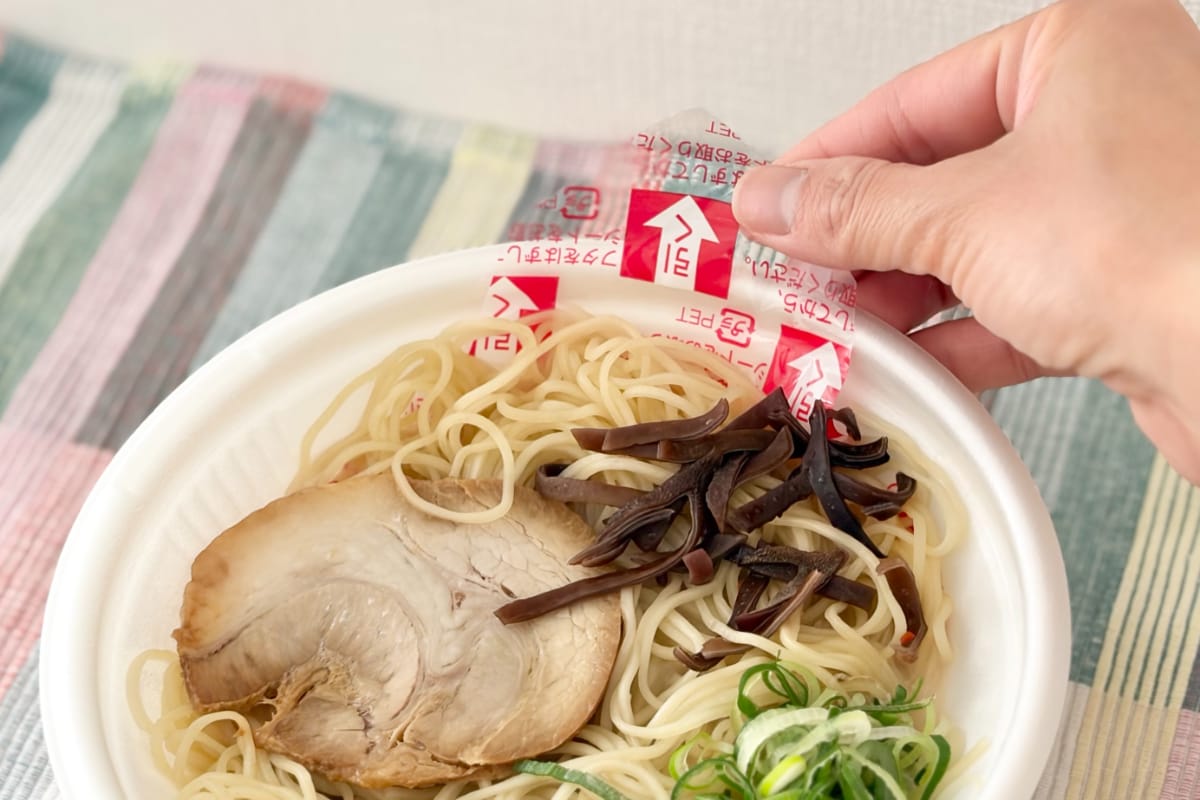 まろやかスープがたまらん【ファミマ】5週連続売り上げ1位の商品が復活