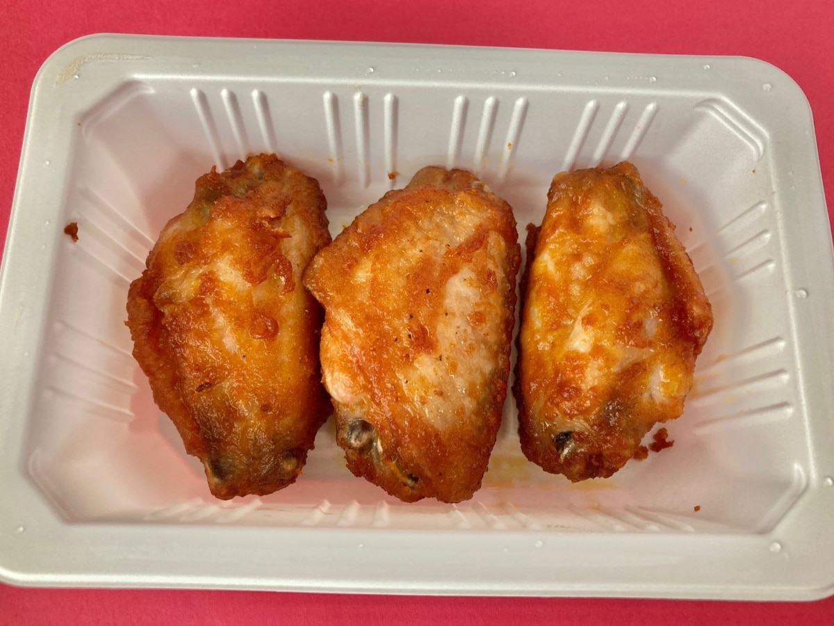 ジューシーで旨味もしっかり！【ファミマ】5種のスパイスで味付けした手羽中