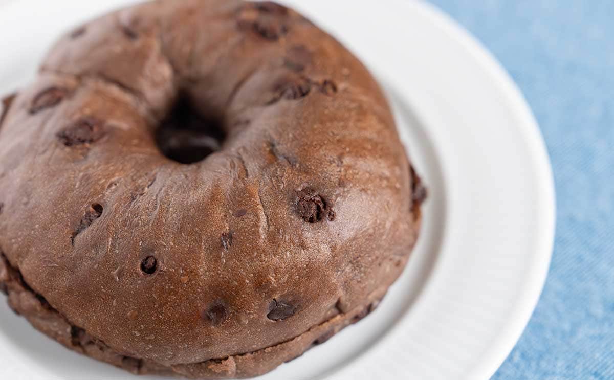 クリーム入りで甘うま【セブン】新発売のベーグルが最高すぎる