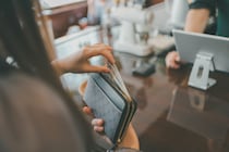 最初は100円……でも、しまいには習い事の月謝の立て替えまで！「お金にルーズ」すぎるママ友の“餌食”になった世帯年収650万・パート主婦の実体験