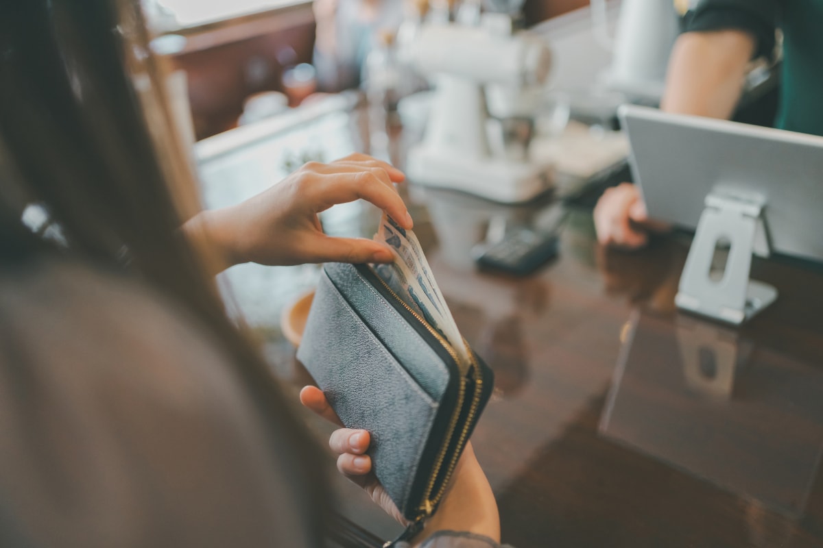 最初は100円……でも、しまいには習い事の月謝の立て替えまで！「お金にルーズ」すぎるママ友の“餌食”になった世帯年収650万・パート主婦の実体験