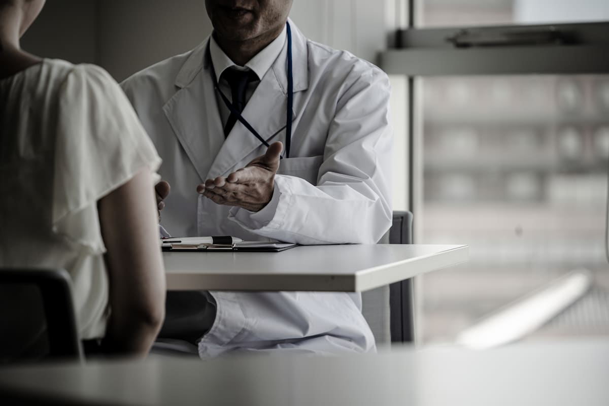 【涙と衝撃】余命宣告タレントの“病状悪化”と梅宮アンナを襲った“巨額遺産税”!朝ドラ「ばけばけ」モデルの壮絶初夜