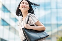 しなやかな強さにドキッ…！「折れない心」を秘めた、自己肯定感が高い最強女子＆怒ると怖い！？星座別ランキング