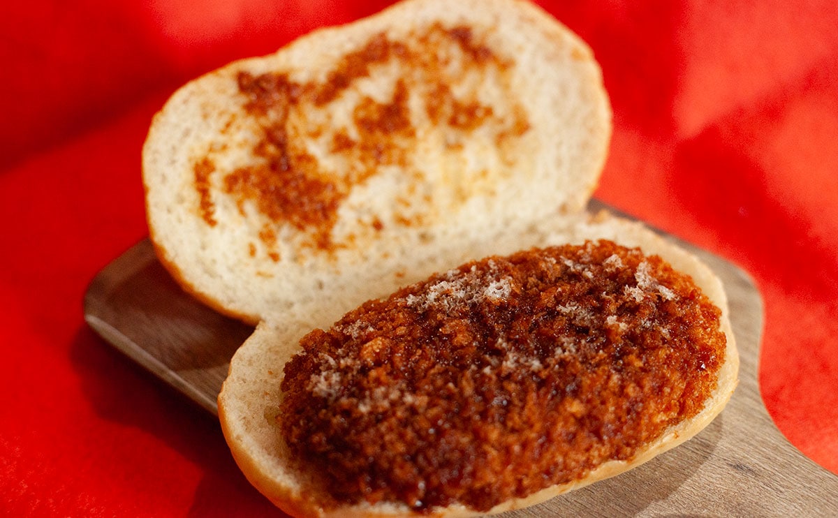 シンプルさがむしろいい。【セブン】の新作『惣菜パン』