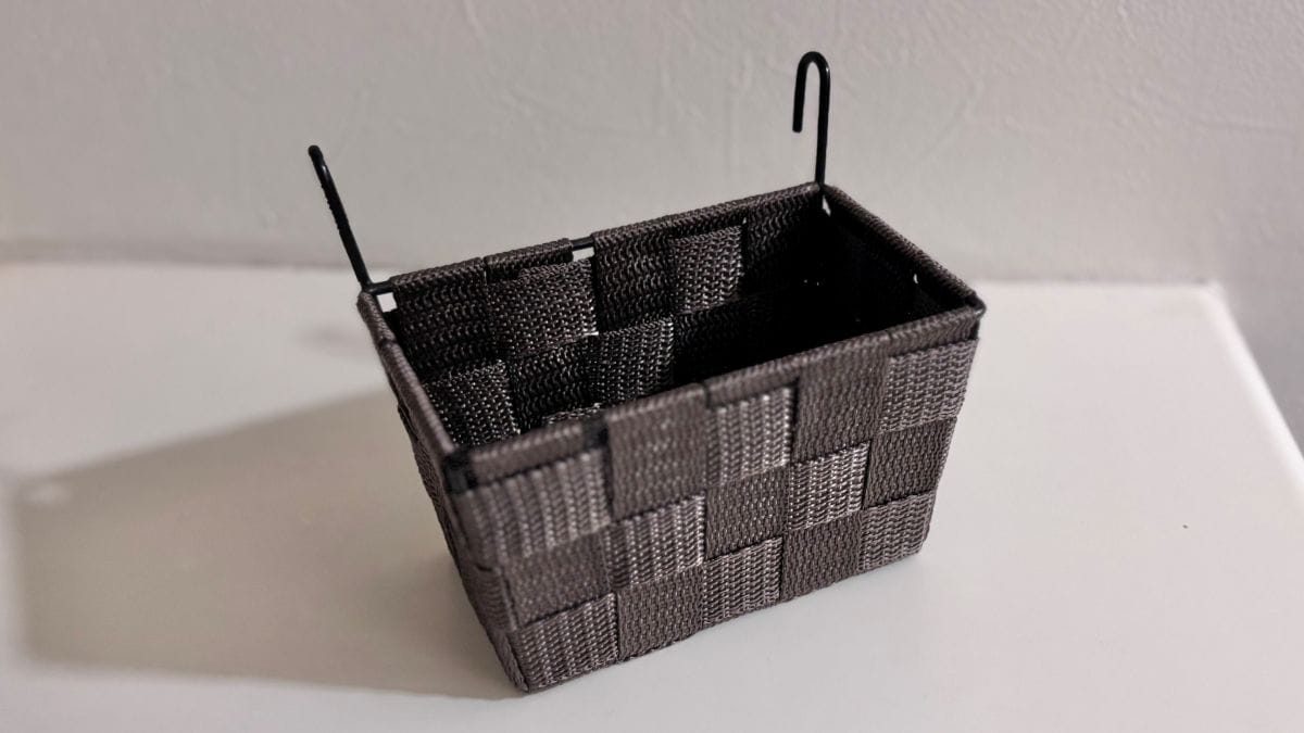 100均で揃える入院便利グッズ9選｜ベッド周りを快適にするコツ