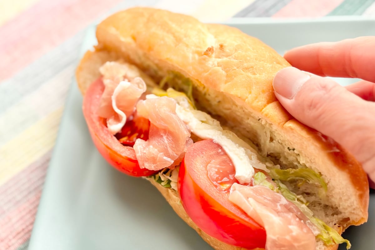 おしゃれランチにテンション上がる～！【ローソン】のカフェ風サンド