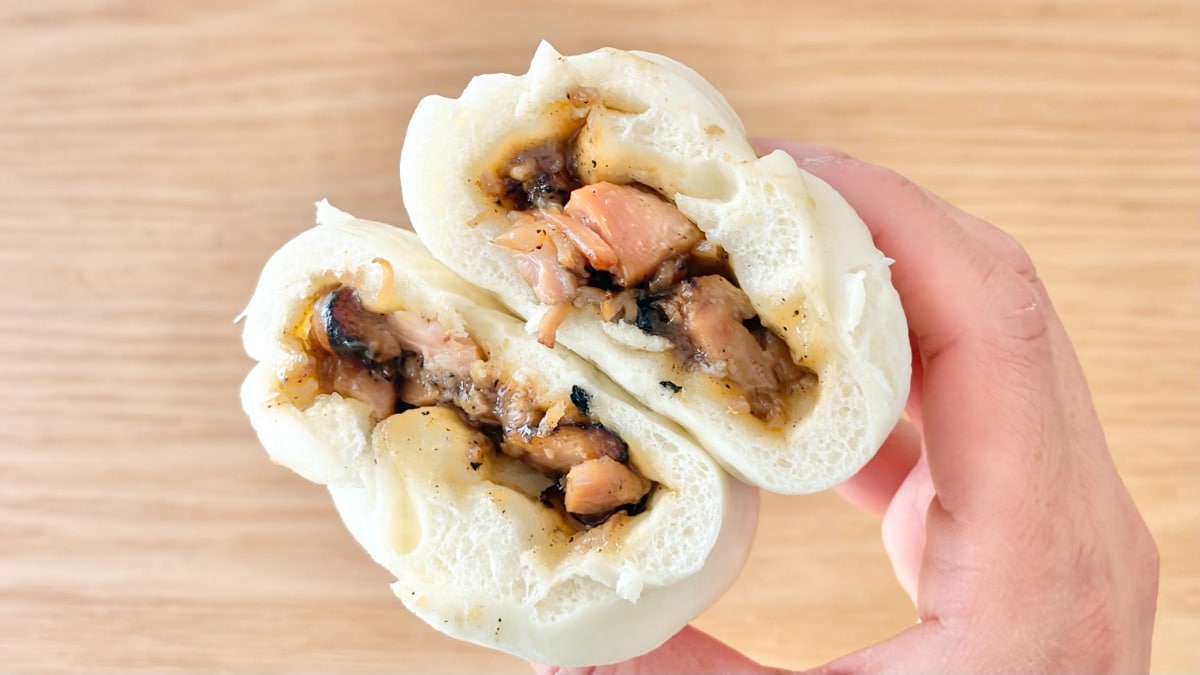 丸じゃない……だと?【ファミマ】の限定中華まんは外も中もいつもと違う