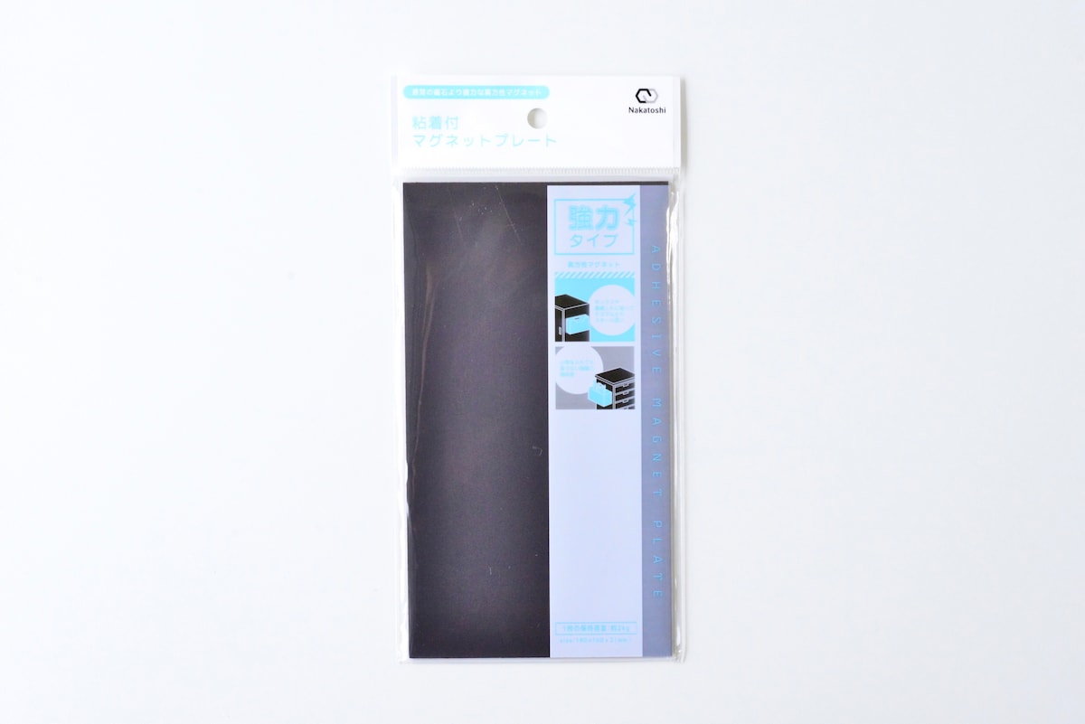 100均「マグネットシート」強力なのはどれ？【ダイソー・セリア】を検証！
