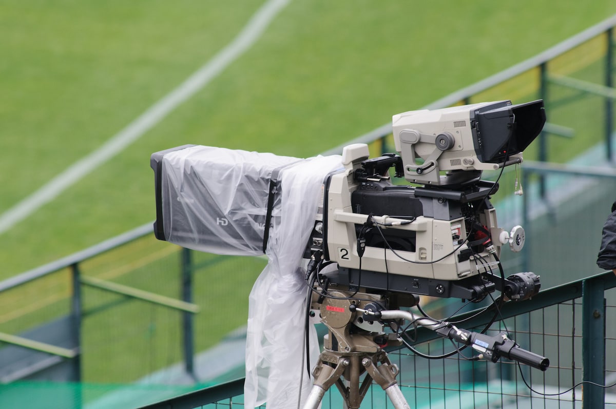 WBC冷遇のTV局の「言い分」。“タッチ×稲葉浩二”で激震&ファン歓喜!大谷翔平が語った粋な「登板条件」に米メディアも絶賛。