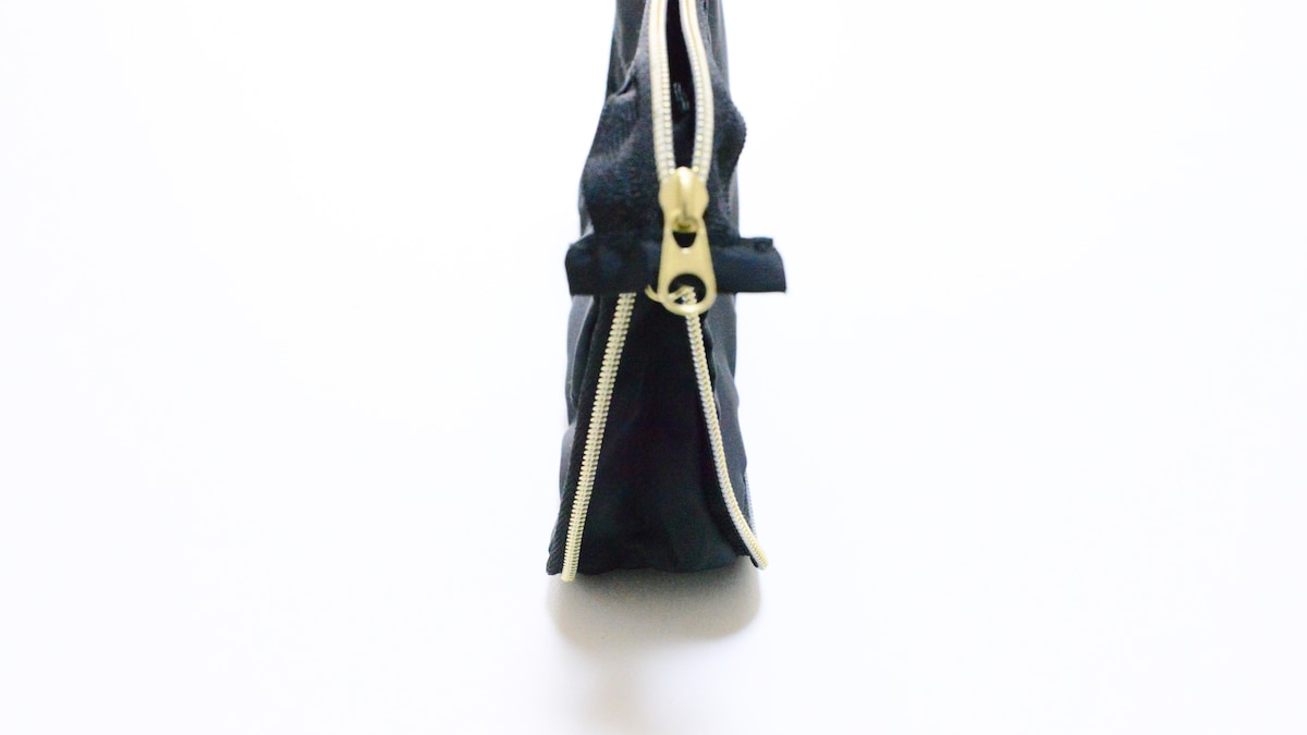 【セリア・ダイソー】ポケットティッシュケース4選！100均超便利グッズ